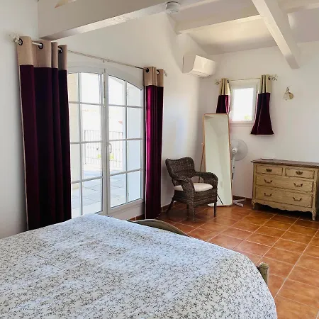 Marina 120m²/8 Pers/ Terrasse 100m²/ Appontement Holiday home
