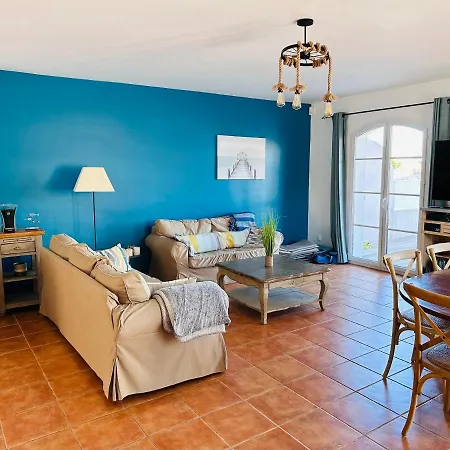 Marina 120m²/8 Pers/ Terrasse 100m²/ Appontement Holiday home